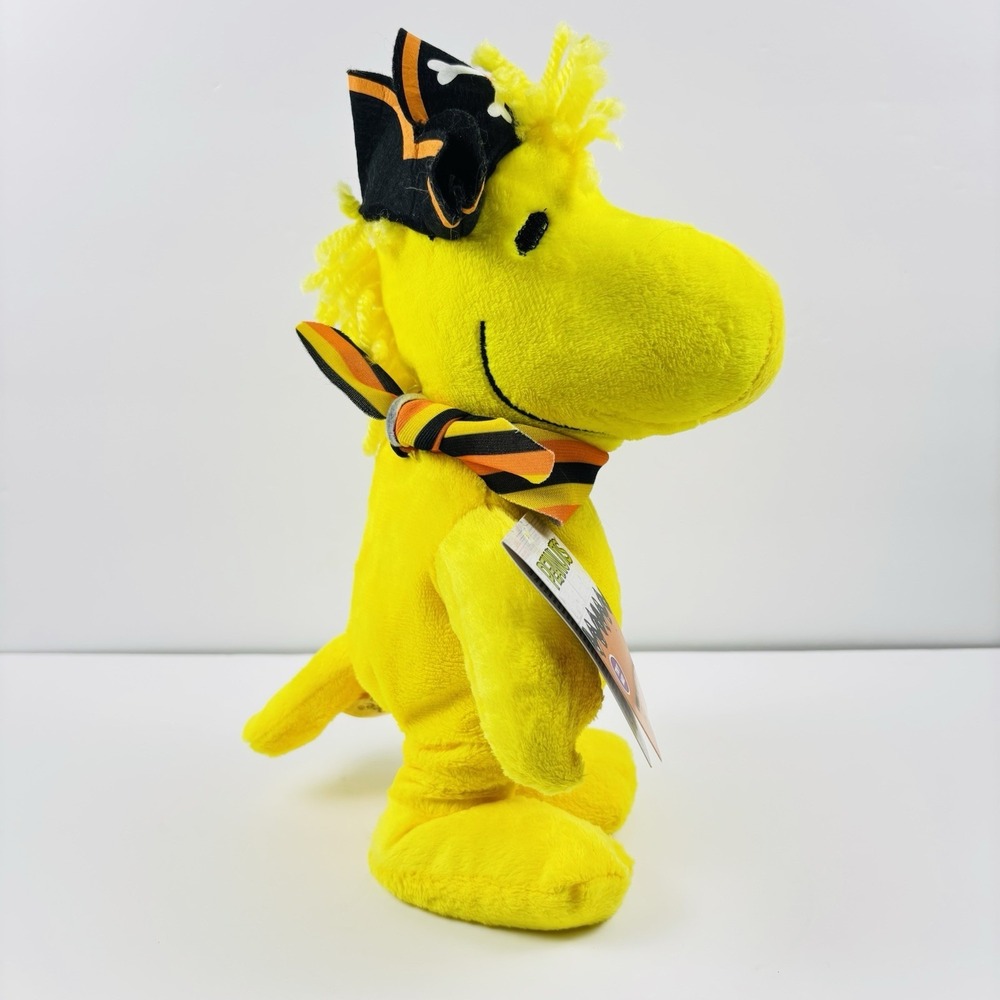 Peanuts Gang Woodstock 11 in Animated Plush Play "Hocus Pocus" NWT